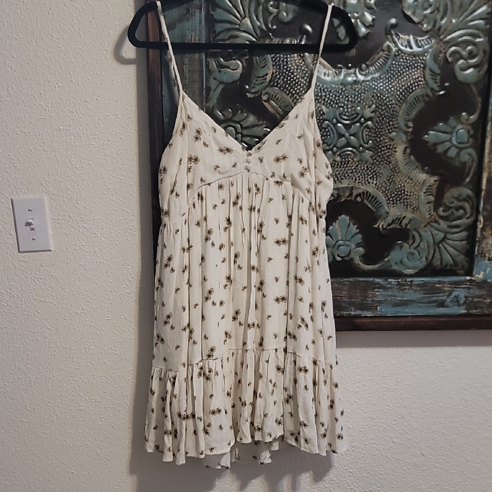 Dress Forum Cream Floral Spaghetti-Strap Dress